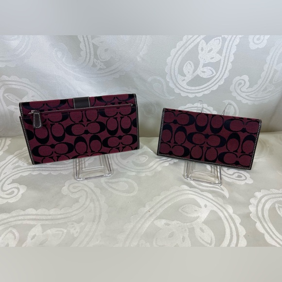 2005: Coach Set in VGUC - Picture 12 of 14